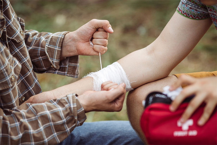 Production Tips: What You Should Bring Your First Day on Set — First Aid Production Tips: What You Should Bring Your First Day on Set — First Aid