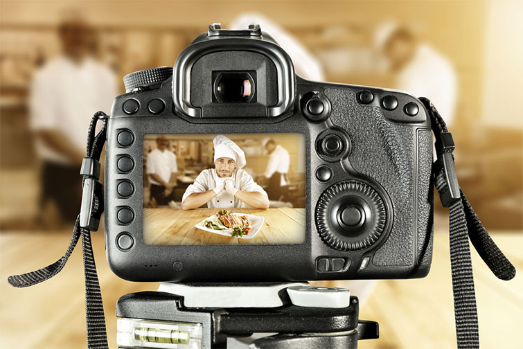 How to Approach Shooting Bar and Restaurant Promo Videos — Adding Talent How to Approach Shooting Bar and Restaurant Promo Videos — Adding Talent