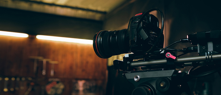 A Look at The Pros and Cons of the Prosumer Video Revolution — Minimizing Costs A Look at The Pros and Cons of the Prosumer Video Revolution — Minimizing Costs