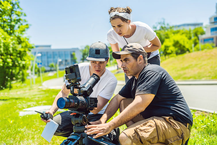 Getting Started in Effective Low-Budget Film and Video Production — Be Flexible Getting Started in Effective Low-Budget Film and Video Production — Be Flexible