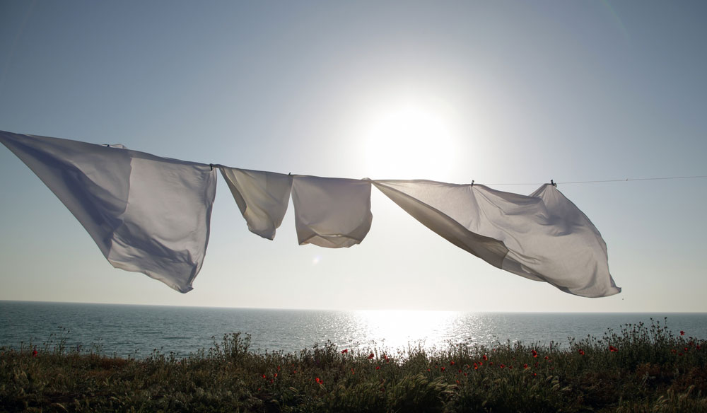 Are Bedsheets a Viable Option for Low-Budget Light Diffusion