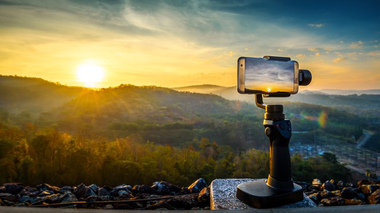 A Look at Vimeo’s Mobile Shooting and Editing App — Shooting with a Smartphone A Look at Vimeo’s Mobile Shooting and Editing App — Shooting with a Smartphone