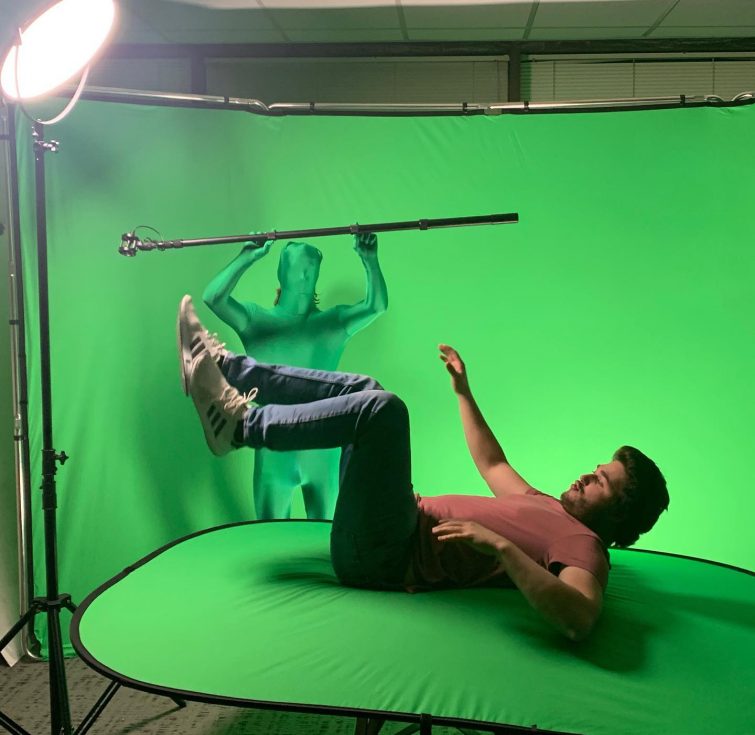Incorporating a Green Screen Incorporating a Green Screen
